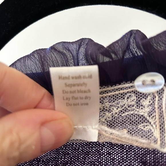 Purple cardigan - size medium - Picture 9 of 10